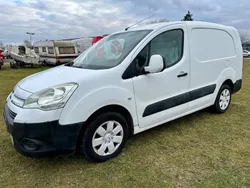 Weiß Gebraucht 2010 Citroën Berlingo Van / Kleinbus | 2.500 € (Fairer Preis)