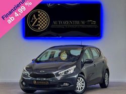 Grau Gebraucht 2013 Kia Ceed Attract Limousine | 7.350 € (Fairer Preis)