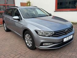 Silber Gebraucht 2021 VW Passat Kombi | 21.800 € (Guter Preis)