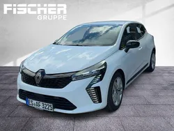 Weiß Gebraucht 2024 Renault Clio V Evolution Limousine | 15.990 € (Fairer Preis)