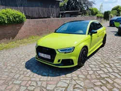 Schwarz Gebraucht 2018 Audi RS3 Competition Kleinwagen | 53.900 €