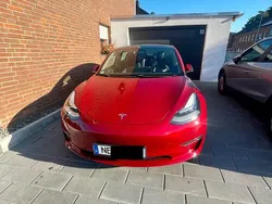 Rot Gebraucht 2020 Tesla Model 3 Limousine | 19.950 € (Fairer Preis)