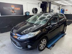 Schwarz Gebraucht 2008 Ford Fiesta Ghia Limousine | 3.990 €