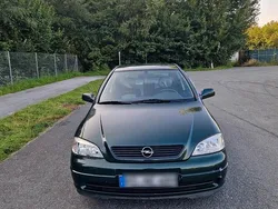 Grün Gebraucht 1999 Opel Astra Limousine | 2.700 € (Etwas zu teuer)