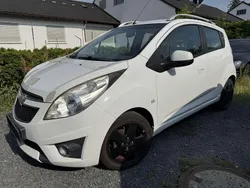 Schneeweiss/summitwhite/arctic Gebraucht 2012 Chevrolet Spark LT Kleinwagen | 2.199 € (Guter Preis)