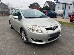 Silber Gebraucht 2009 Toyota Auris Team Limousine | 3.490 € (Superpreis)