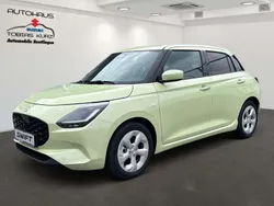 Cool yellow (wb2) Neu 2025 Suzuki Swift Comfort Kleinwagen | 22.349 €