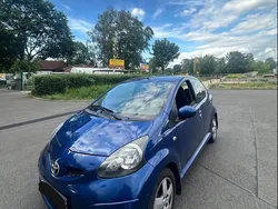 Blau Gebraucht 2007 Toyota Aygo Kleinwagen | 2.100 € (Fairer Preis)