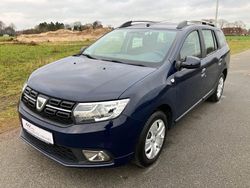 Blau Gebraucht 2017 Dacia Logan Lauréate Limousine | 4.980 € (Fairer Preis)