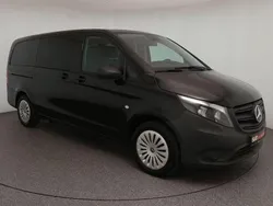 Schwarz Gebraucht 2024 Mercedes Vito Van / Kleinbus | 41.440 €