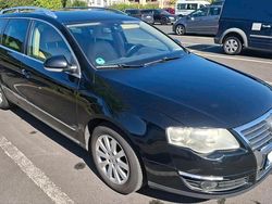 Schwarz Gebraucht 2007 VW Passat Highline Kombi | 1.150 € (Superpreis)