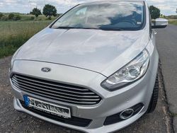 Grau Gebraucht 2015 Ford S-MAX Titanium Van / Kleinbus | 19.500 € (Teuer)