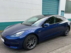 Blau Gebraucht 2022 Tesla Model 3 Long Range Limousine | 35.500 € (Teuer)
