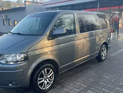 Grau Gebraucht 2010 VW T5 Van | 10.500 € (Etwas zu teuer)