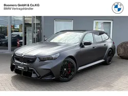 Grün Neu 2025 BMW M5 Sport Line Kombi | 139.999 € (Superpreis)