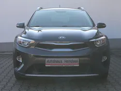 Grau Gebraucht 2018 Kia Stonic Vision SUV | 11.690 € (Fairer Preis)