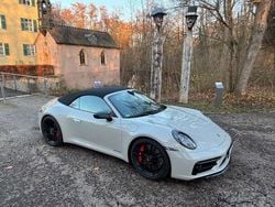 Grau Gebraucht 2022 Porsche 911 Carrera 4 Cabriolet Cabrio | 147.900 € (Superpreis)