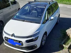 Weiß Gebraucht 2017 Citroën Grand C4 Picasso PureTech Van / Kleinbus | 9.900 € (Guter Preis)