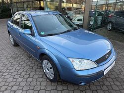 Blau Gebraucht 2002 Ford Mondeo Ambiente Limousine | 2.450 € (Etwas zu teuer)