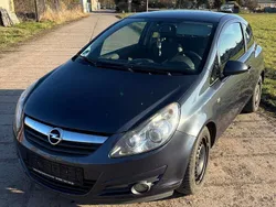 Grau Gebraucht 2009 Opel Corsa Edition Limousine | 2.800 € (Fairer Preis)