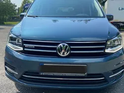 Grün Gebraucht 2017 VW Caddy Maxi Van / Kleinbus | 22.490 € (Teuer)