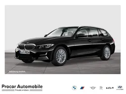 Schwarz Gebraucht 2022 BMW 320 Sport Line Kombi | 29.990 € (Fairer Preis)