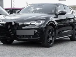 Schwarz Gebraucht 2024 Alfa Romeo Stelvio Competizione SUV | 56.450 €