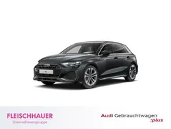 Grau Gebraucht 2024 Audi A3 Sportback Advanced Limousine | 42.990 € (Teuer)