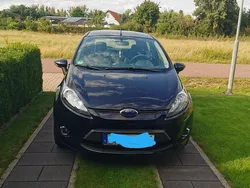 Schwarz Gebraucht 2012 Ford Fiesta Trend Kleinwagen | 5.500 € (Etwas zu teuer)