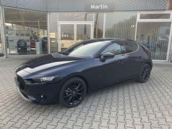 Blau Neu 2025 Mazda 3 Nagisa Limousine | 26.840 €