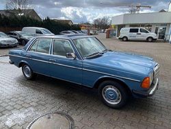 Blau Gebraucht 1983 Mercedes 200 Limousine | 8.495 €