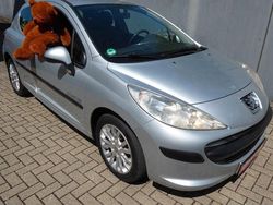 Grau Gebraucht 2007 Peugeot 207 Tendance Kleinwagen | 2.713 € (Fairer Preis)