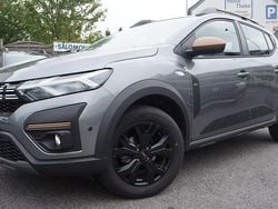 Grau Gebraucht 2025 Dacia Sandero Extreme Kleinwagen | 19.980 € (Fairer Preis)