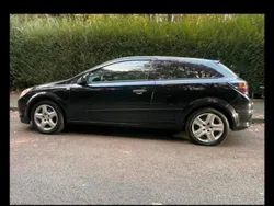 Schwarz Gebraucht 2005 Opel Astra Coupé | 750 € (Guter Preis)