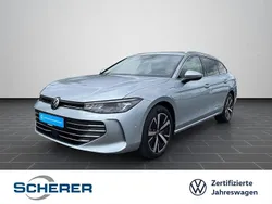 Oyster silver metallic Gebraucht 2024 VW Passat Business Kombi | 39.975 € (Superpreis)
