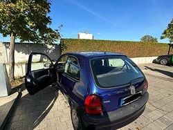 Blau Gebraucht 1997 Opel Corsa Kleinwagen | 600 € (Guter Preis)