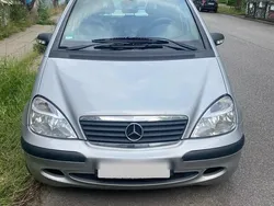 Silber Gebraucht 2003 Mercedes A140 Kleinwagen | 1.950 €