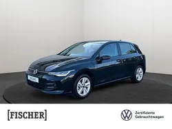 Schwarz Gebraucht 2024 VW Golf VIII Life Limousine | 26.955 € (Fairer Preis)