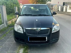 Schwarz Gebraucht 2011 Skoda Fabia Kombi | 2.200 € (Superpreis)