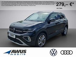 Schwarz / deep black (metallic) Gebraucht 2024 VW T-Cross Style SUV | 29.990 € (Teuer)