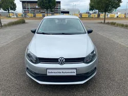 Silber Gebraucht 2016 VW Polo Trendline Limousine | 5.950 € (Guter Preis)