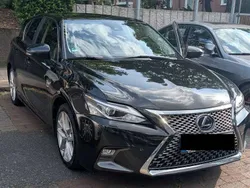 Schwarz Gebraucht 2017 Lexus CT200h Kleinwagen | 15.500 €