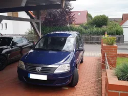 Blau Gebraucht 2009 Dacia Logan Limousine | 1.500 € (Fairer Preis)