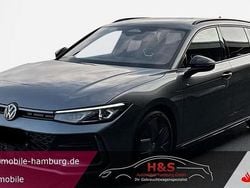 Diabasgrau Gebraucht 2025 VW Passat R-line Kombi | 41.900 €