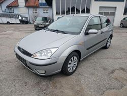 Silber Gebraucht 2004 Ford Focus Trend Limousine | 1.750 € (Fairer Preis)