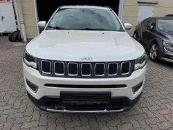 Weiß Gebraucht 2018 Jeep Compass Limited SUV | 16.999 € (Fairer Preis)