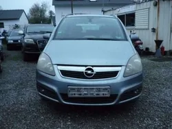 Grau Gebraucht 2006 Opel Zafira Van / Kleinbus | 450 € (Superpreis)