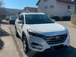 Weiß Gebraucht 2018 Hyundai Tucson Classic SUV | 14.900 € (Guter Preis)