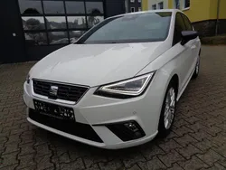 Weiß Gebraucht 2024 Seat Ibiza FR Limousine | 19.990 € (Fairer Preis)