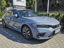 Grau Gebraucht 2024 Honda Civic Elegance Limousine | 34.990 € (Fairer Preis)